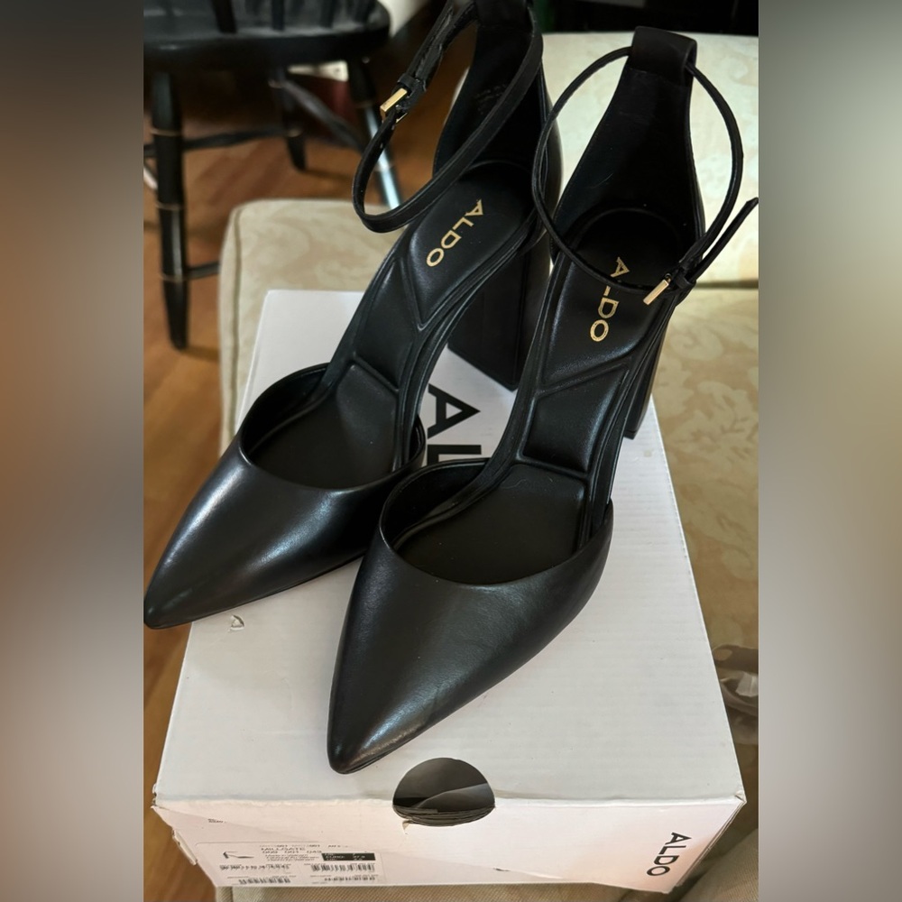 Aldo Millgate size 7 black heels